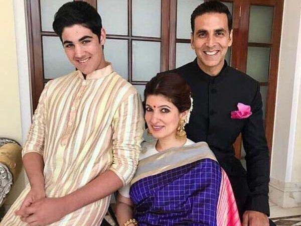 akshaykumar-twinkle-aarav-padman